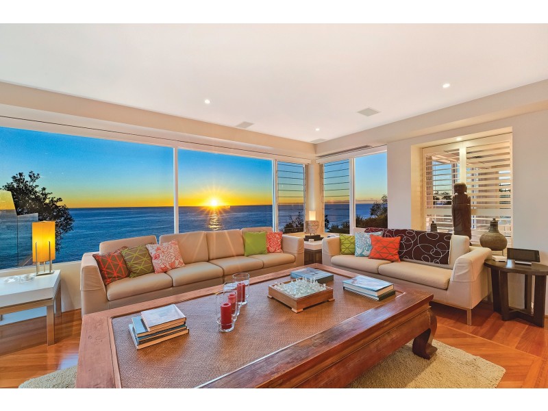 4/15 Cliff Avenue, Avoca Beach NSW 2251