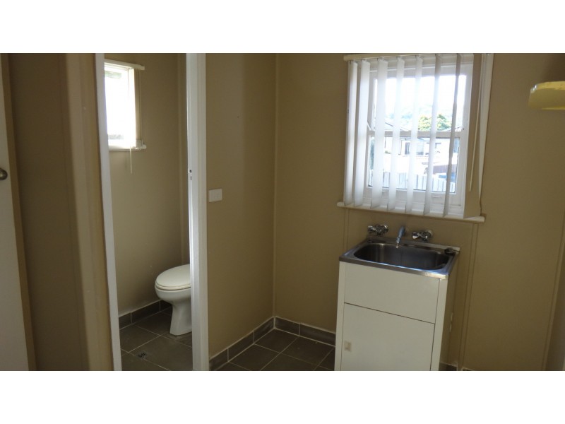 68 Wells Street, East Gosford NSW 2250