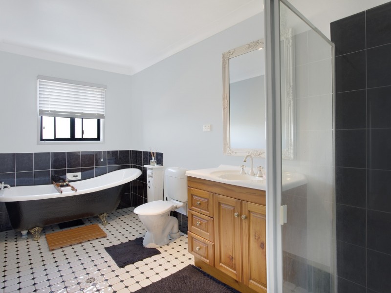 63 Coreen Drive, Wamberal NSW 2260