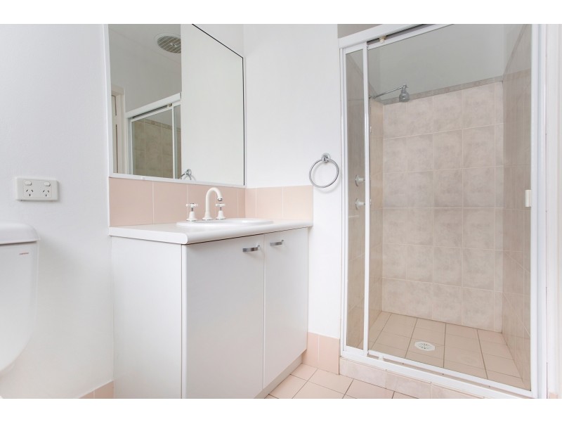 2/2 Wiles Avenue, Wamberal NSW 2260