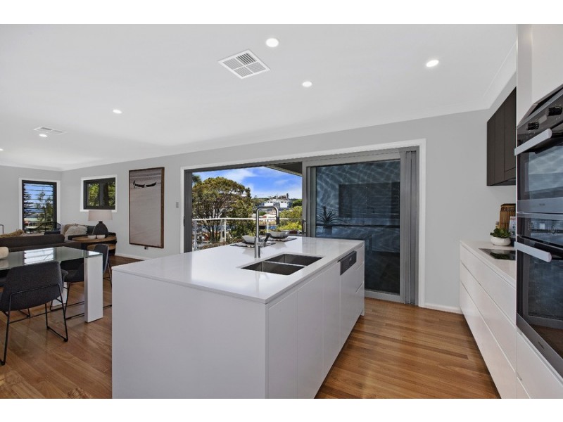 18b Painters Lane, Terrigal NSW 2260