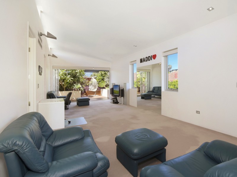 20/43 Masons Parade, Point Frederick NSW 2250