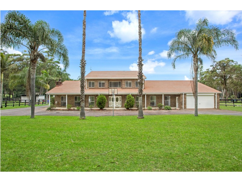 32 Worthing Road, Erina Heights NSW 2260