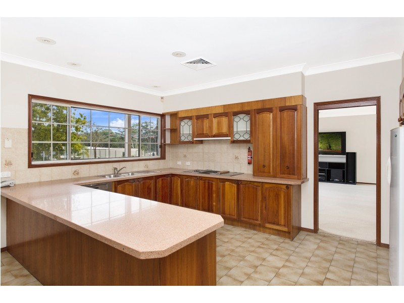 32 Worthing Road, Erina Heights NSW 2260