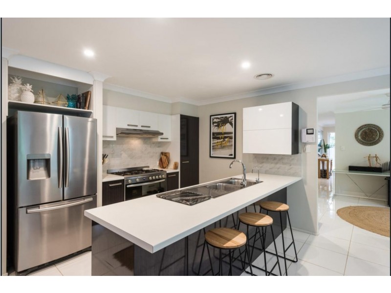 25 Carrabella Avenue, Springfield NSW 2250