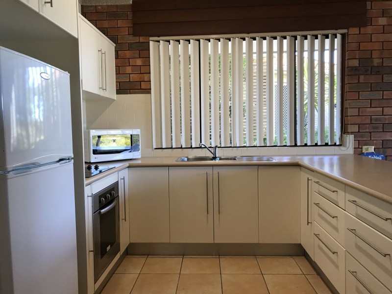 3/10 Bareena Avenue, North Avoca NSW 2260