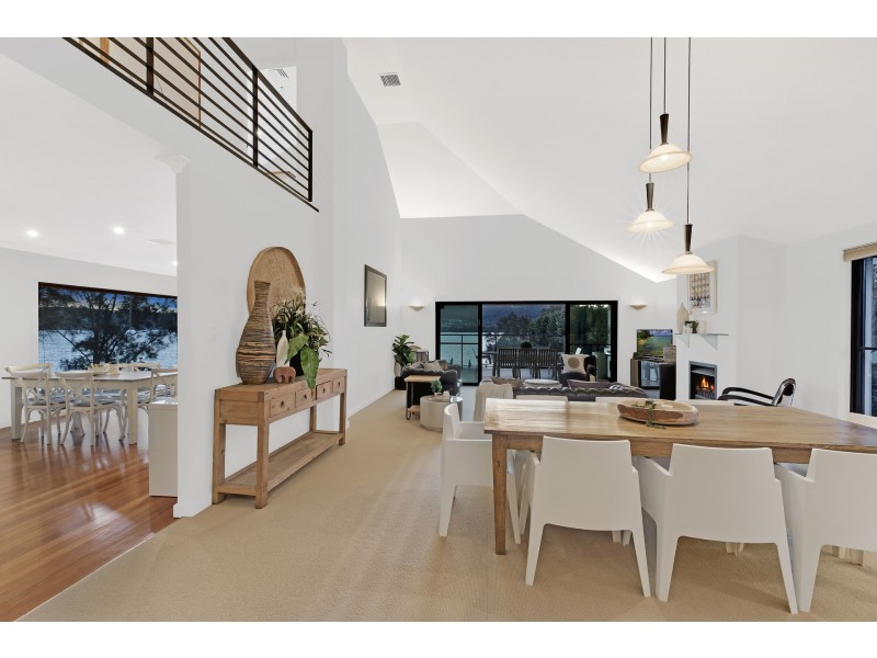 7 Harrison Street, Point Frederick NSW 2250