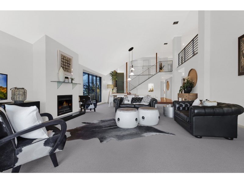 7 Harrison Street, Point Frederick NSW 2250