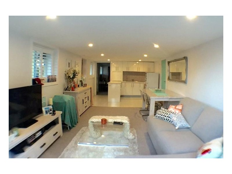 1/670 The Entrance Road, Wamberal NSW 2260