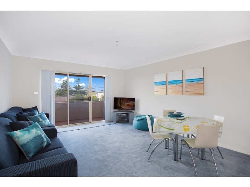 18/9-13 Junction Road, Terrigal NSW 2260