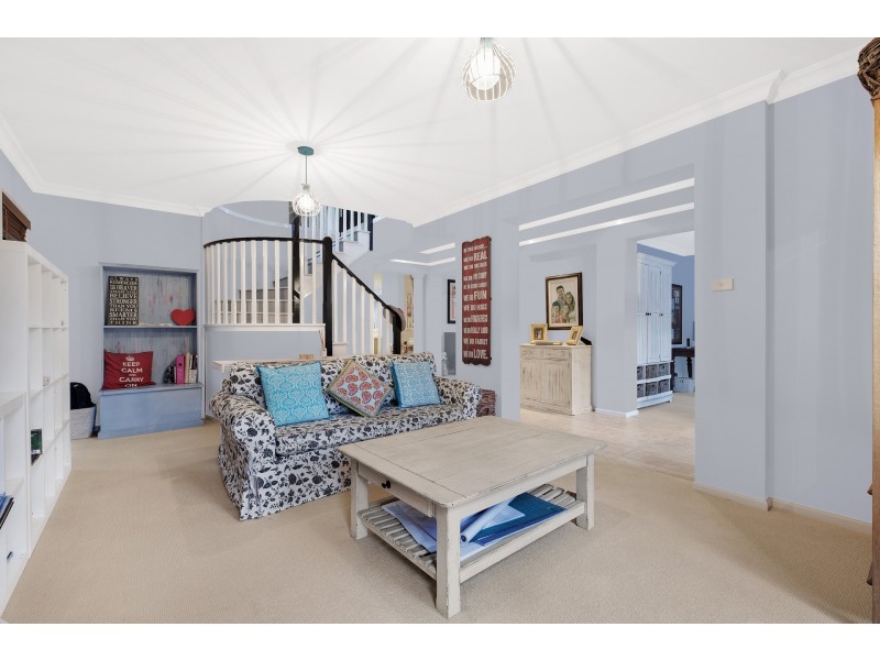 6 Robertson Court, Terrigal NSW 2260