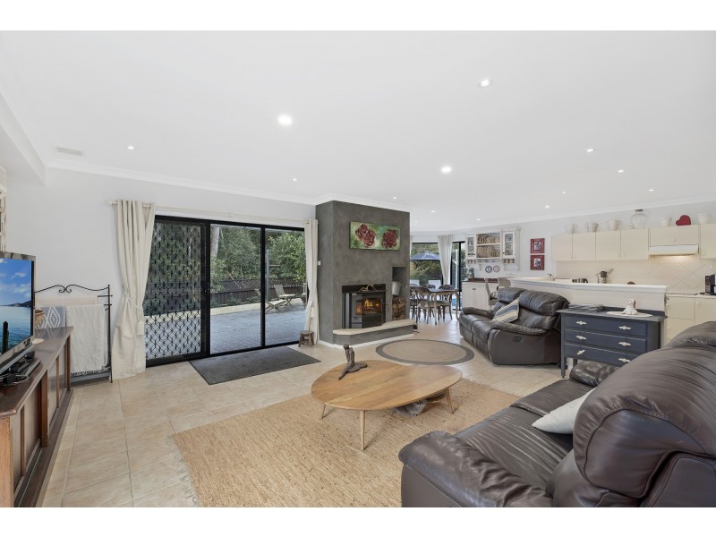 6 Robertson Court, Terrigal NSW 2260