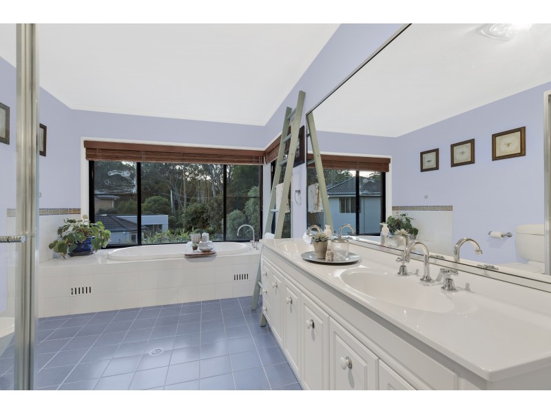 6 Robertson Court, Terrigal NSW 2260