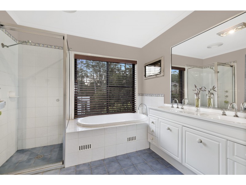 6 Robertson Court, Terrigal NSW 2260