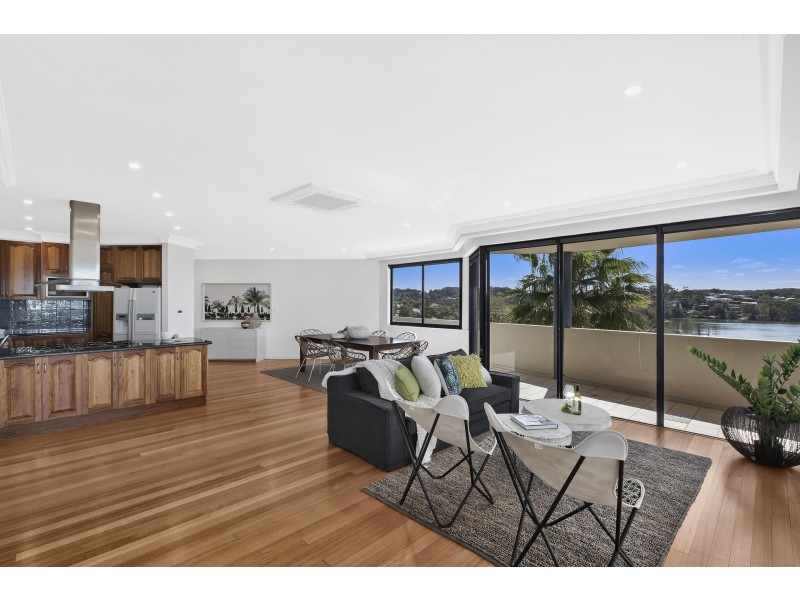 2/1 Ena Street, Terrigal NSW 2260