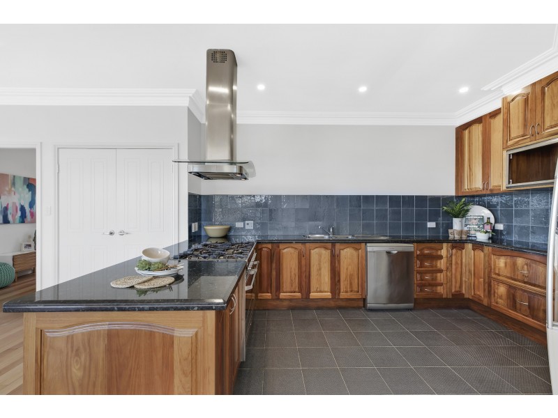 2/1 Ena Street, Terrigal NSW 2260