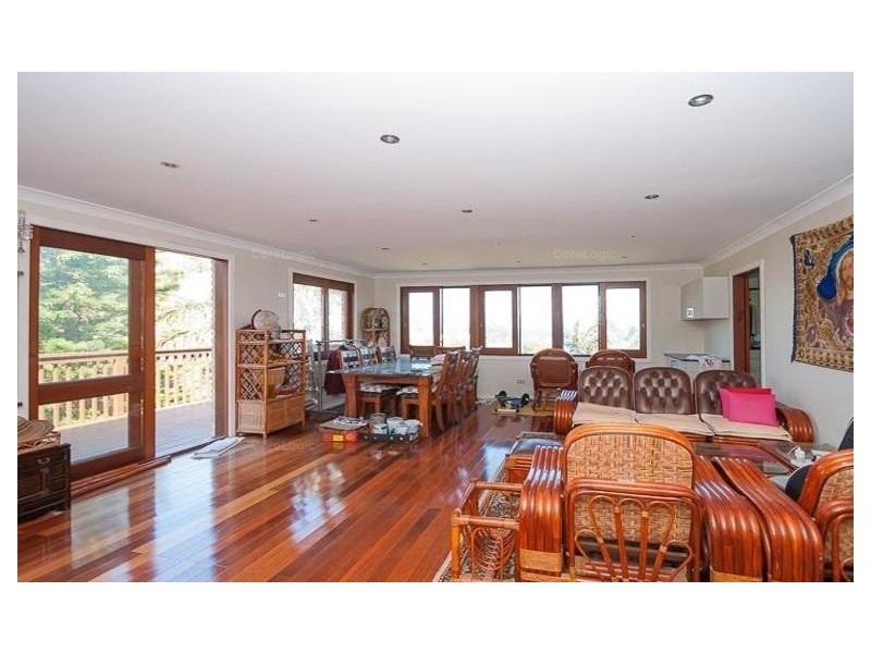 19 Henrys Road, Forresters Beach NSW 2260