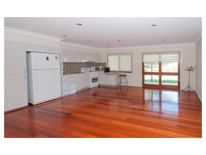 19 Henrys Road, Forresters Beach NSW 2260