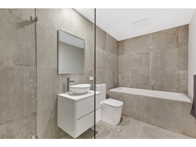 15/65 Scenic Highway, Terrigal NSW 2260