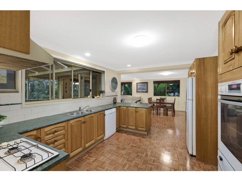 11 Cornwall Close, Terrigal NSW 2260