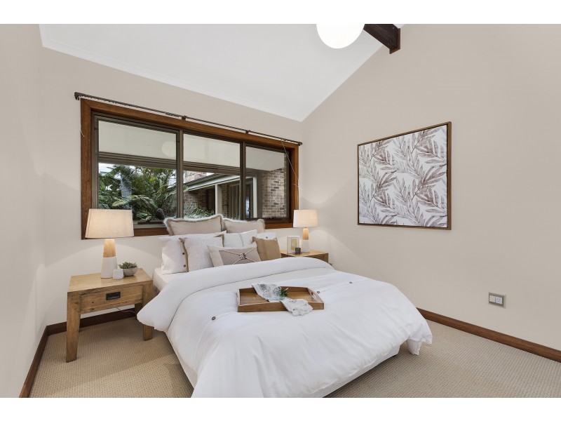 10 Tramway Road, North Avoca NSW 2260