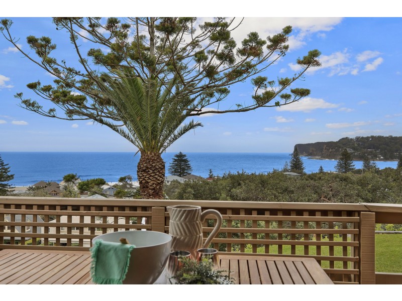 10 Tramway Road, North Avoca NSW 2260