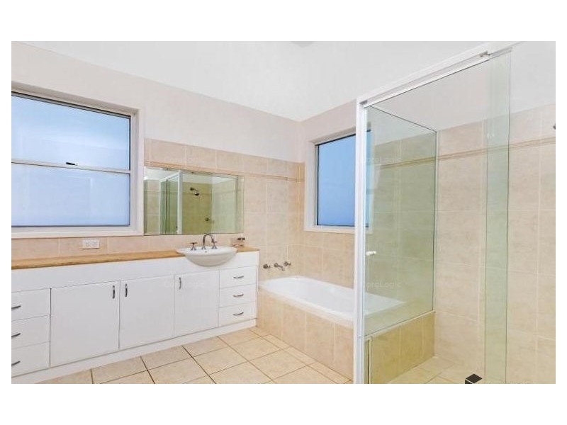 54B Hillcrest Street, Terrigal NSW 2260