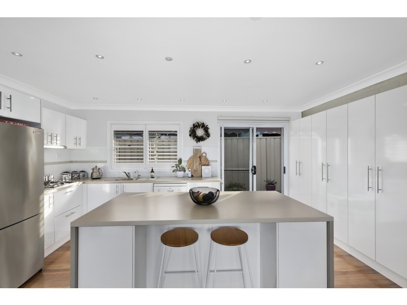 2/108 Hastings Road, Terrigal NSW 2260