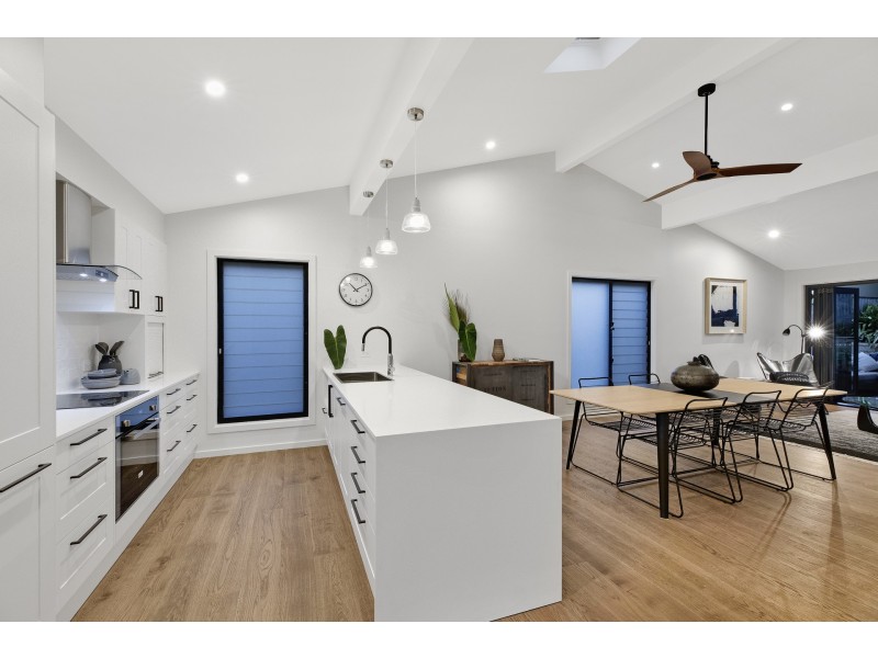 19 Raymond Terrace, Terrigal NSW 2260