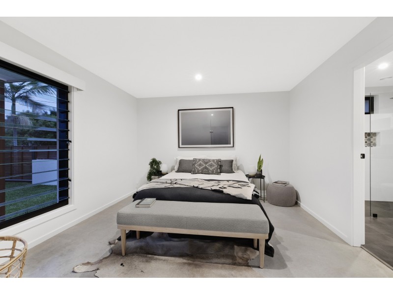 19 Raymond Terrace, Terrigal NSW 2260