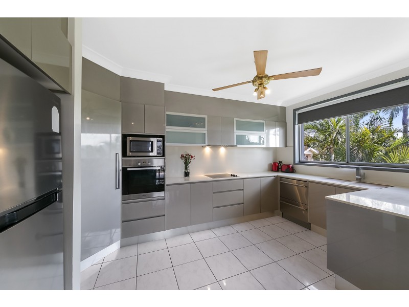 14 Blue View Crescent, Terrigal NSW 2260