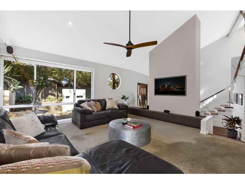 1 Riviera Avenue, Terrigal NSW 2260