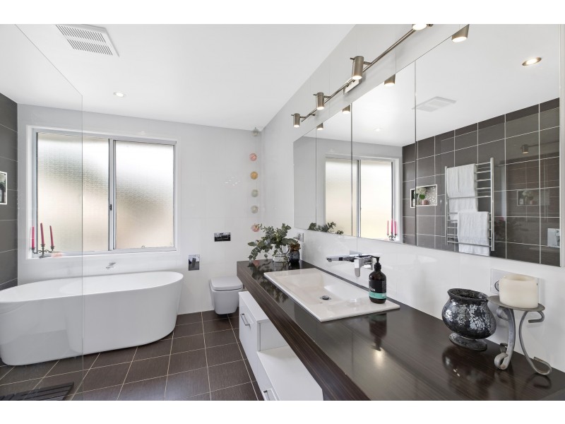 1 Riviera Avenue, Terrigal NSW 2260