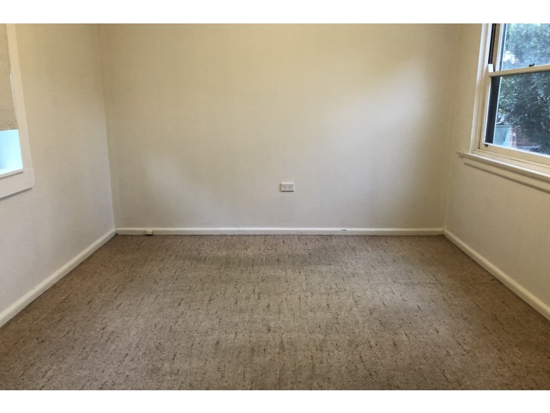 979 The Entrance Road, Forresters Beach NSW 2260