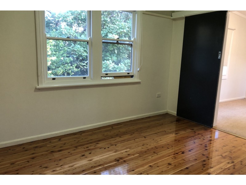 979 The Entrance Road, Forresters Beach NSW 2260