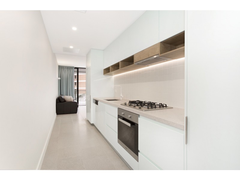 402/6 Pine Tree Lane, Terrigal NSW 2260