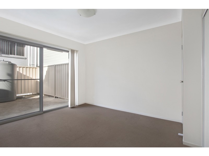 2/13 Jennie Cox Close, Erina NSW 2250