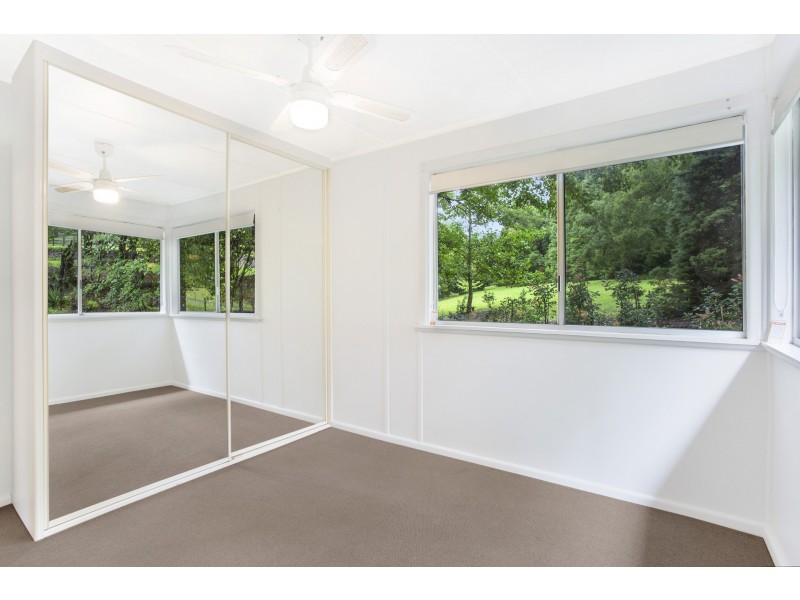 1/283 Oak Road, Matcham NSW 2250