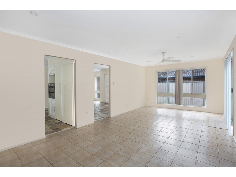 39 Kuburra Road, Erina NSW 2250