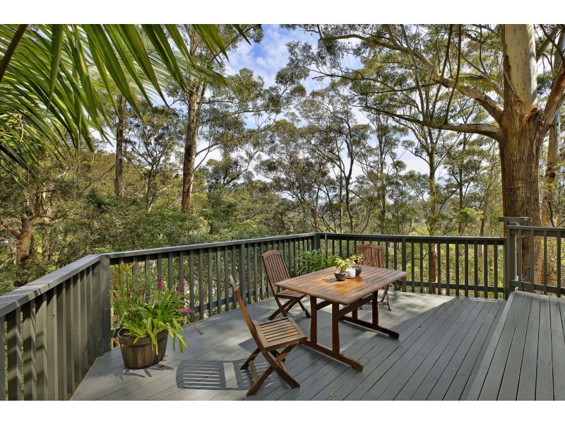 26 Francis Road, North Avoca NSW 2260
