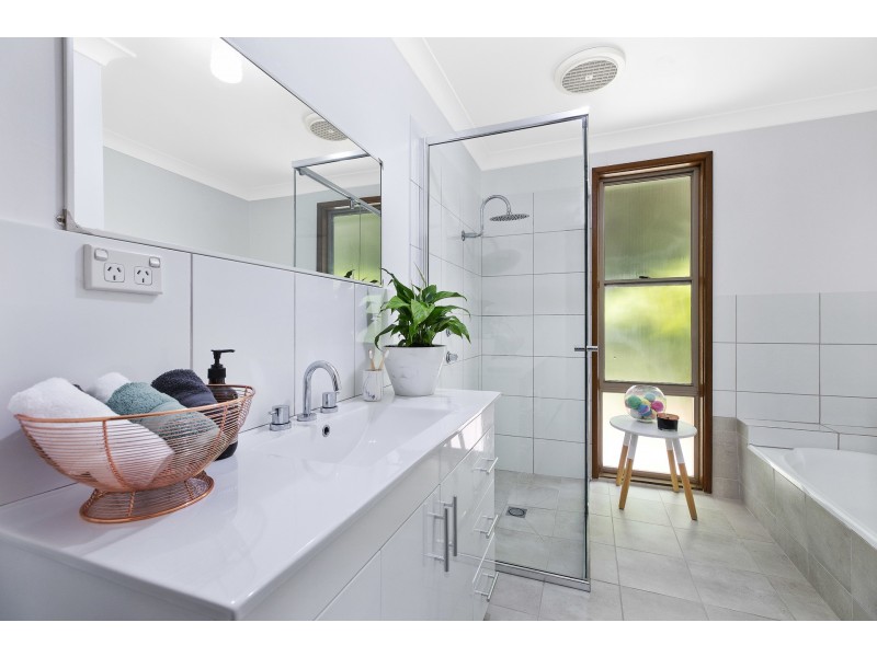 26 Francis Road, North Avoca NSW 2260