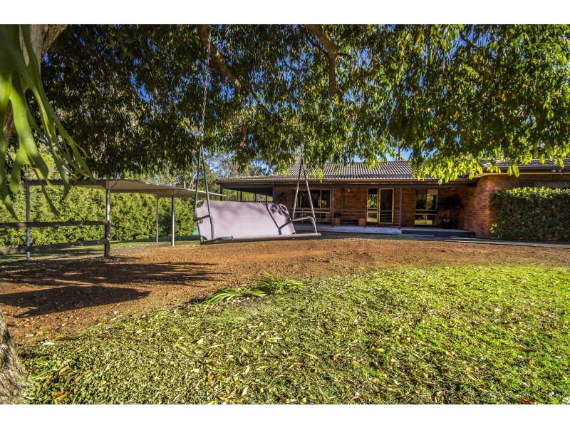 13 Portsmouth Road, Erina NSW 2250