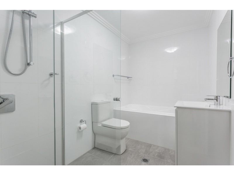 32/71 Faunce Street, Gosford NSW 2250