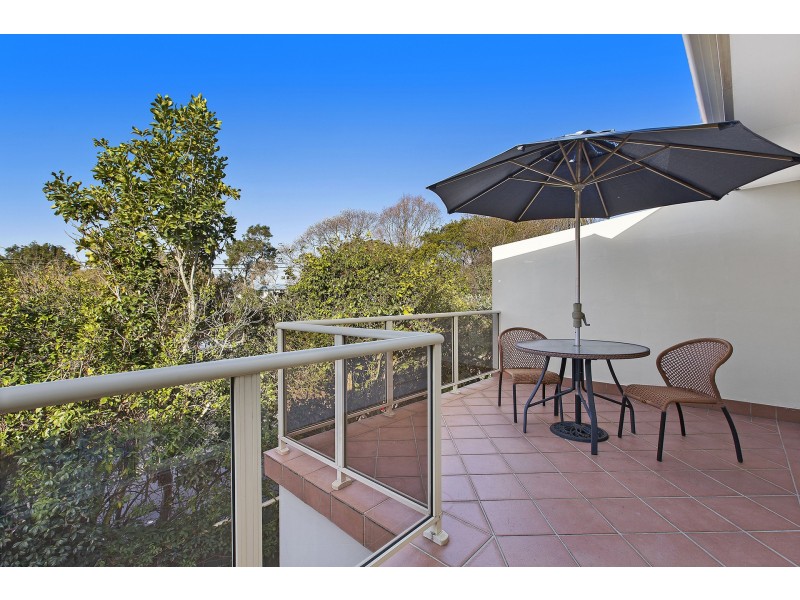 2/204 Terrigal Drive, Terrigal NSW 2260