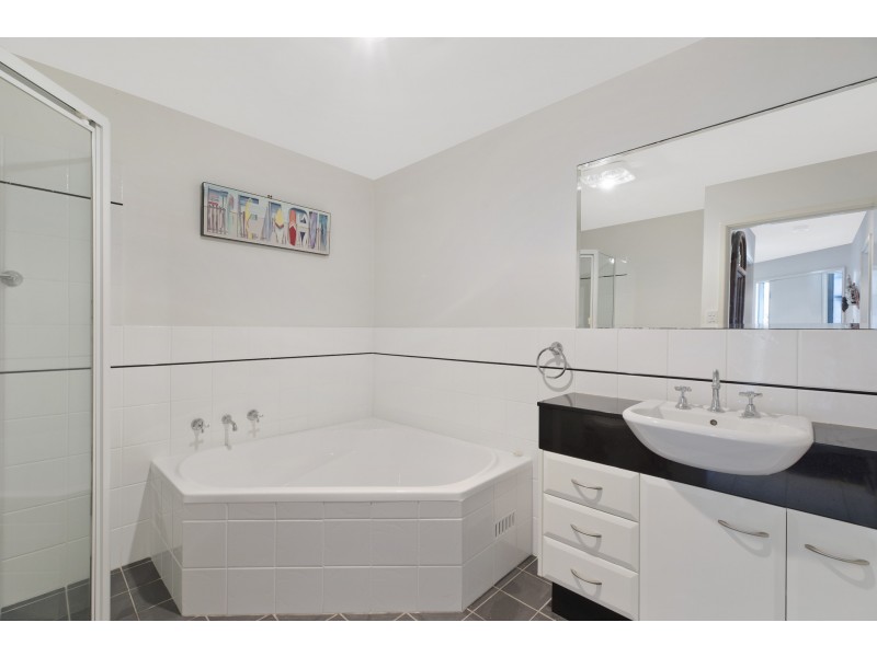 4/38 Tramway Road, North Avoca NSW 2260