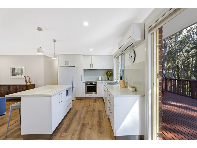 2/25 Charles Kay Drive, Terrigal NSW 2260