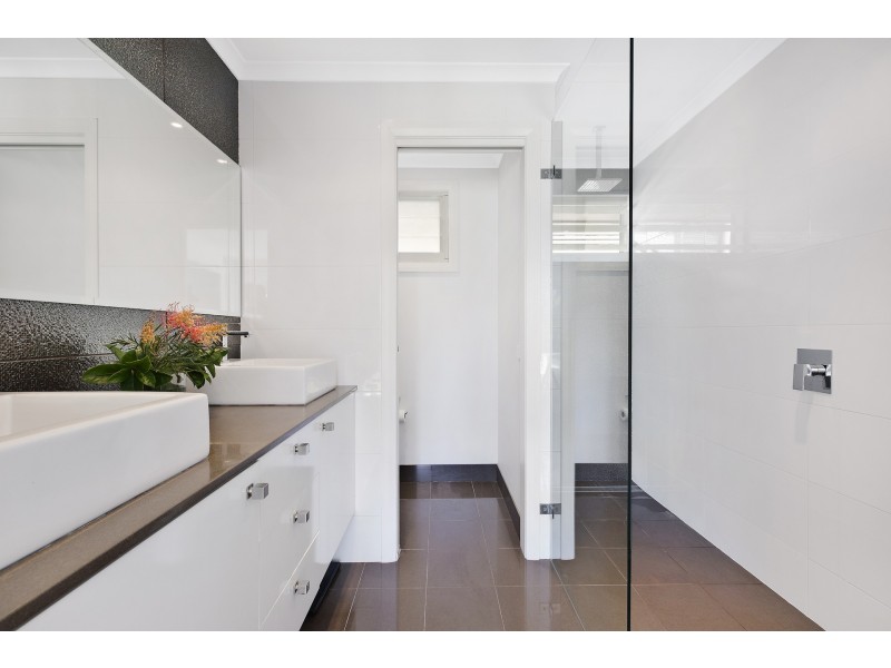 12 Chantell Avenue, Terrigal NSW 2260