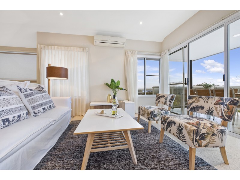 2/124A Ocean View Drive, Wamberal NSW 2260