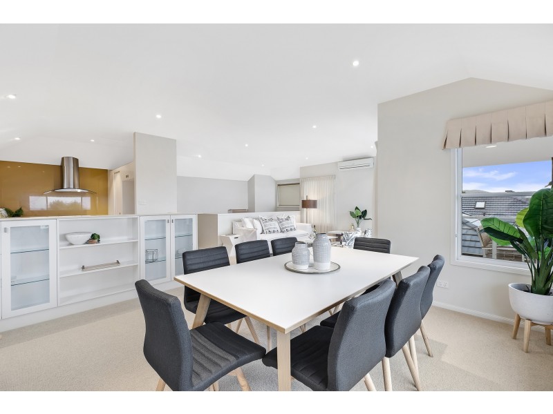 2/124A Ocean View Drive, Wamberal NSW 2260