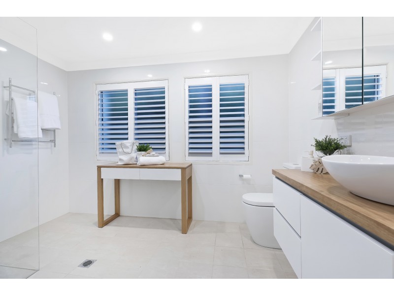 2/124A Ocean View Drive, Wamberal NSW 2260